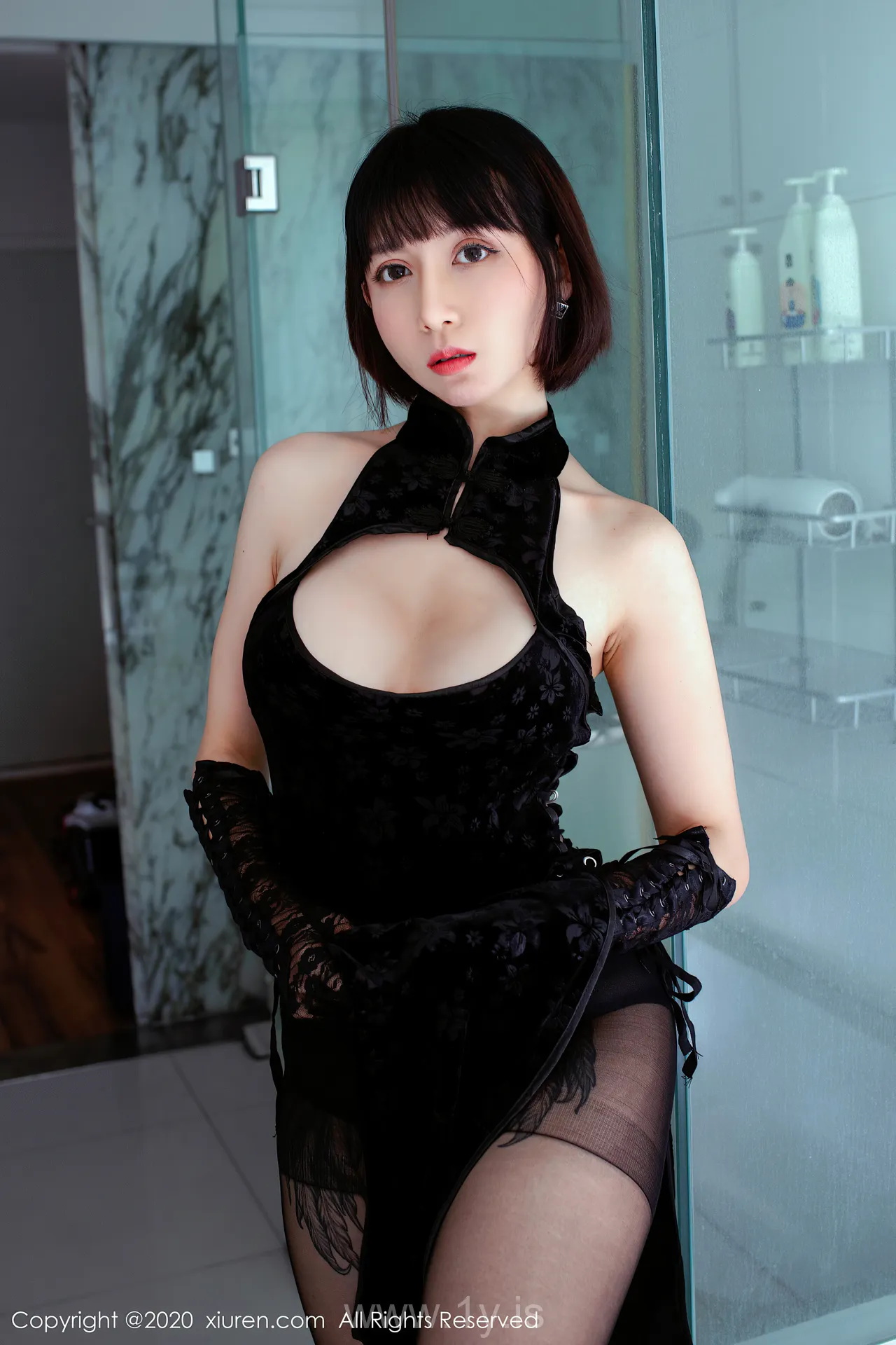 XIUREN(秀人网) NO.2318 Good-looking & Graceful Chinese Babe 安妮斯朵拉_Ann